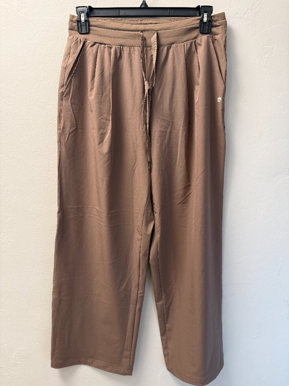 NWOT APANA Daily Joggers Loose Fit (Size Medium) In Cocoa Brown (Medium Taupe)